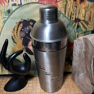 Chefmate Metal Bar Shaker With Drink Recipe Turn Selector Silver Tone 9.75”x4.5”